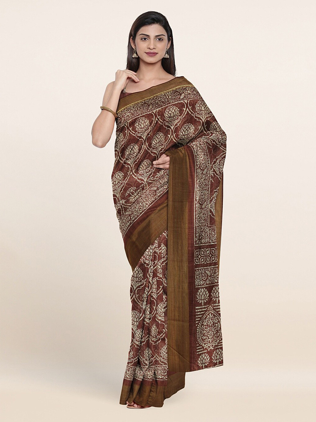 

Pothys Brown & White Floral Saree