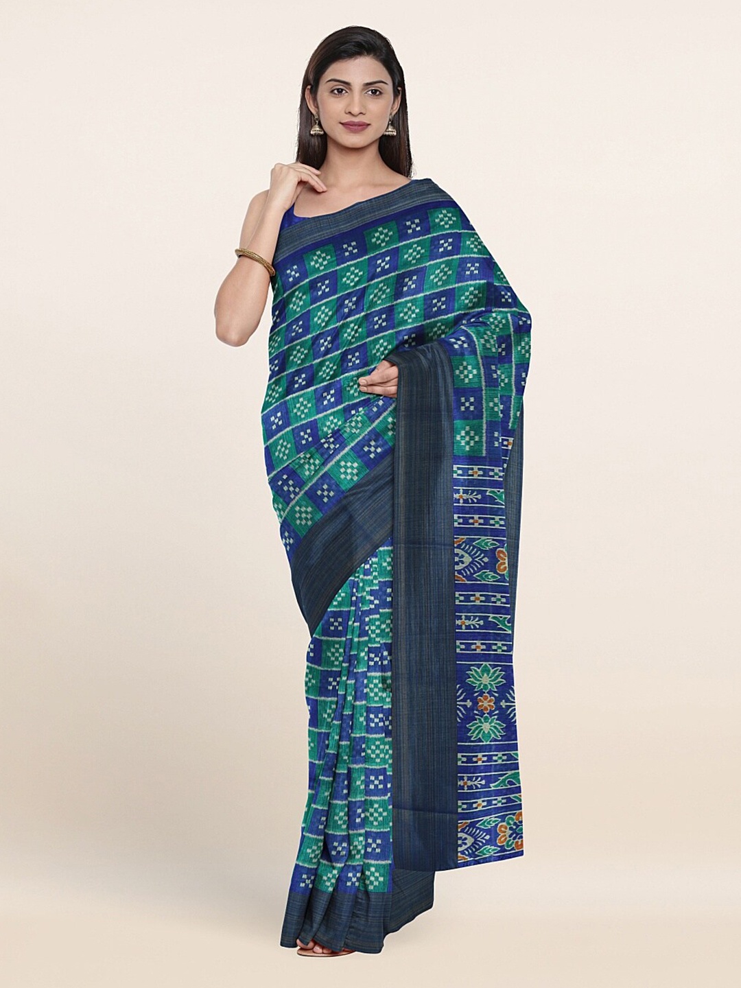 

Pothys Blue & White Checked Saree