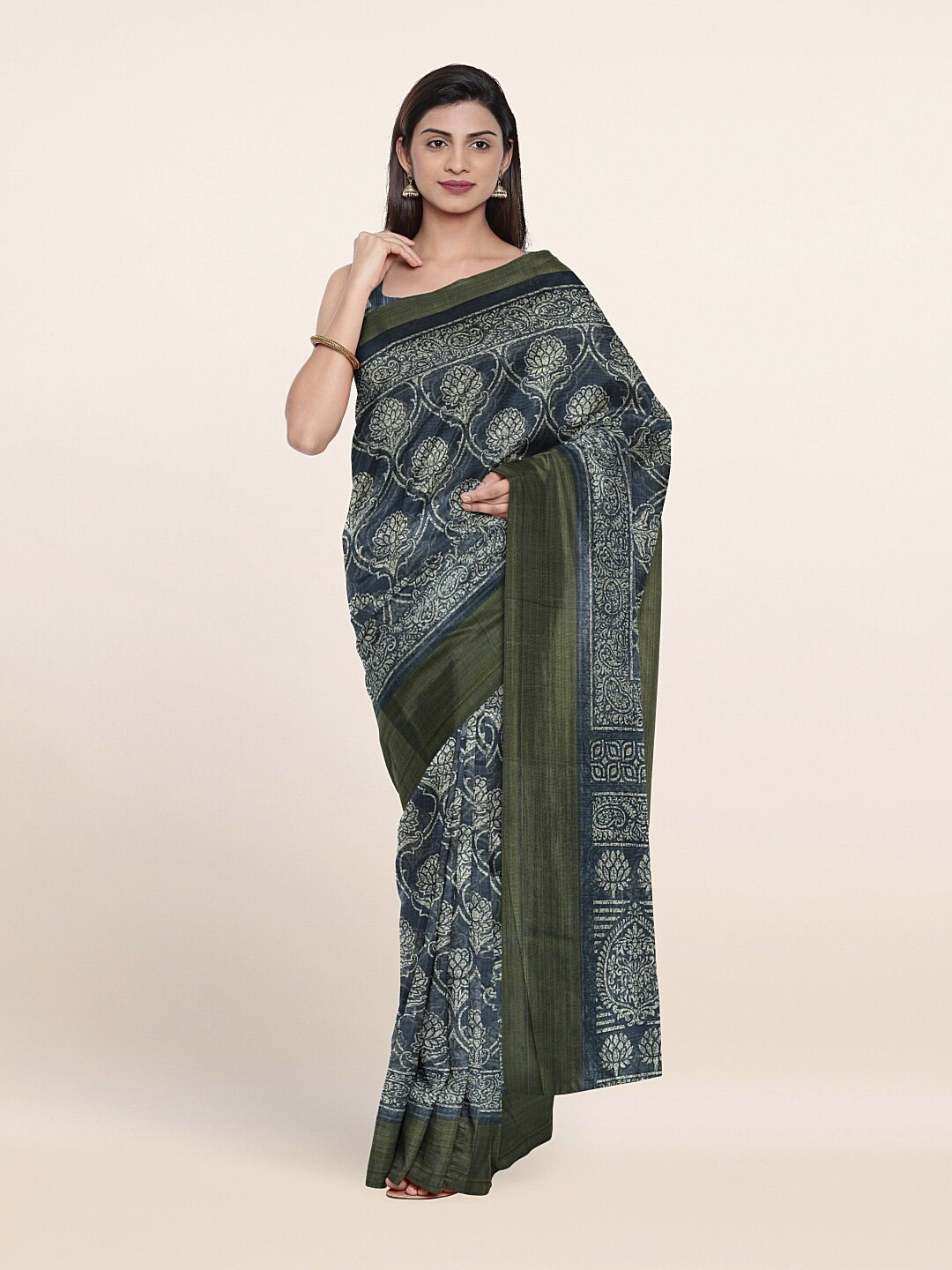 

Pothys Blue & White Ethnic Motifs Saree