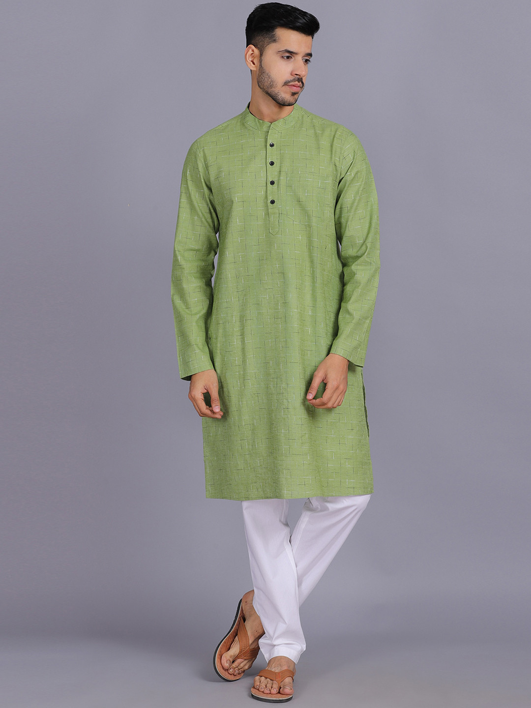 

Waahiba Men Green Thread Work Kurta