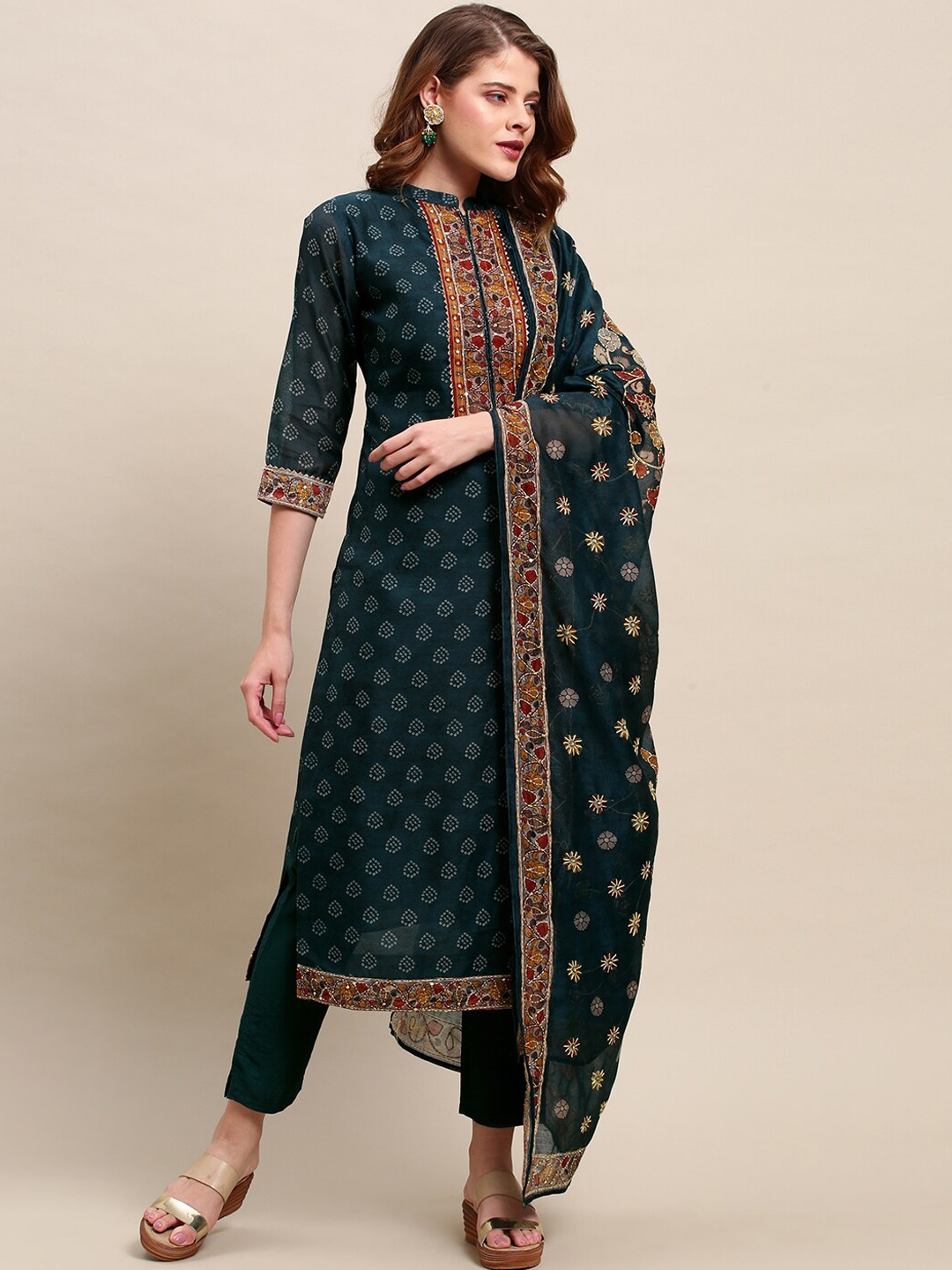 

FASHOR Women Green Printed Kantha Work Chanderi Silk Kurta with Trousers