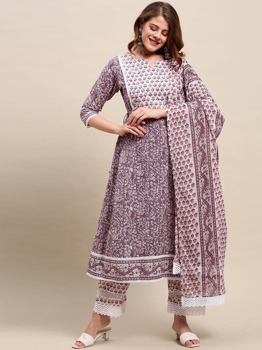 

FASHOR Women Purple Floral Embroidered High Slit Sequinned Pure Cotton Kurta with Trousers & With Dupatta