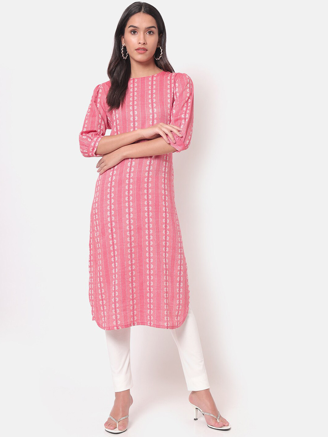 

Saaki Women Peach-Coloured Striped Kurta