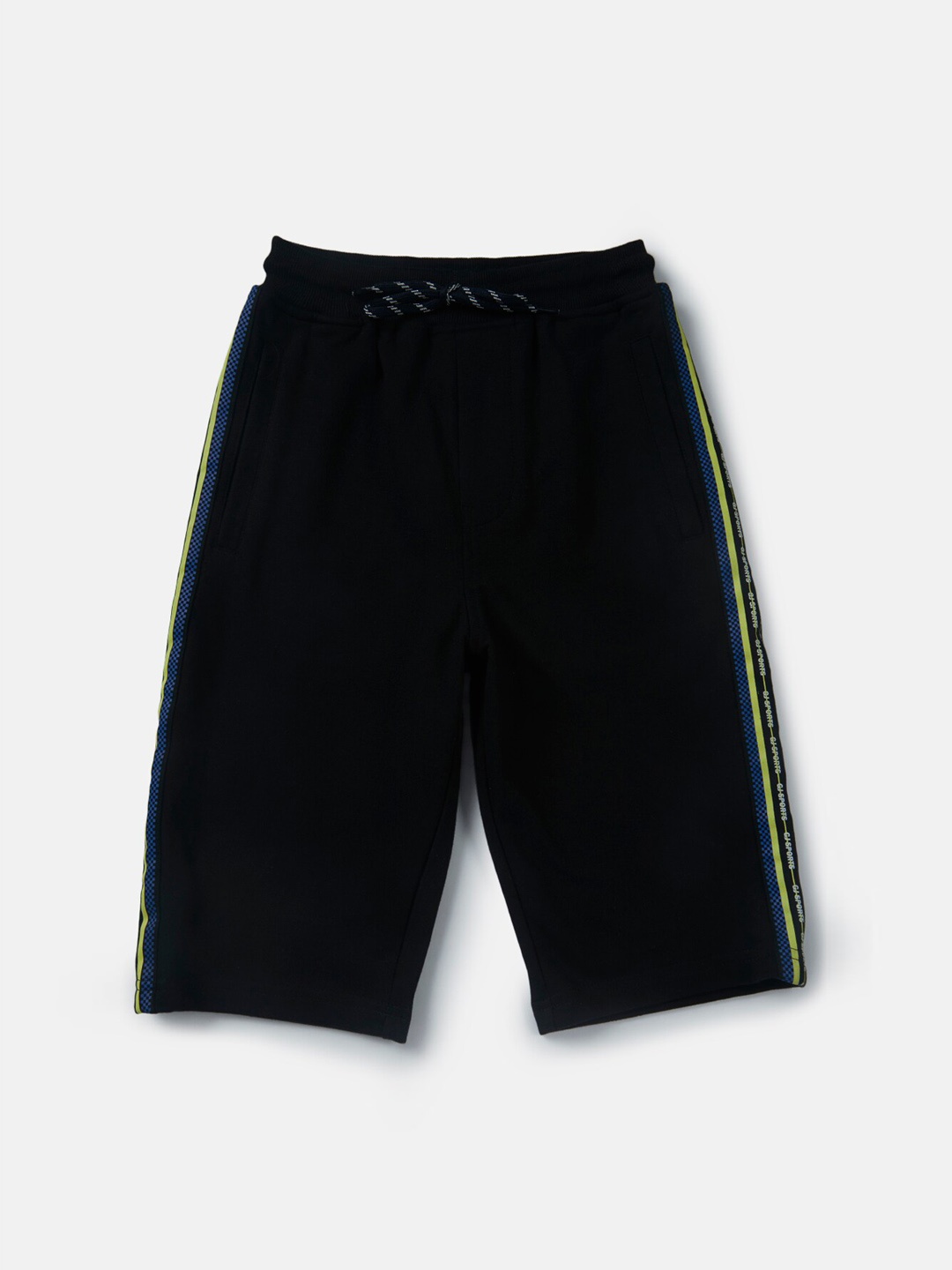 

Gini and Jony Boys Black Solid Regular Shorts