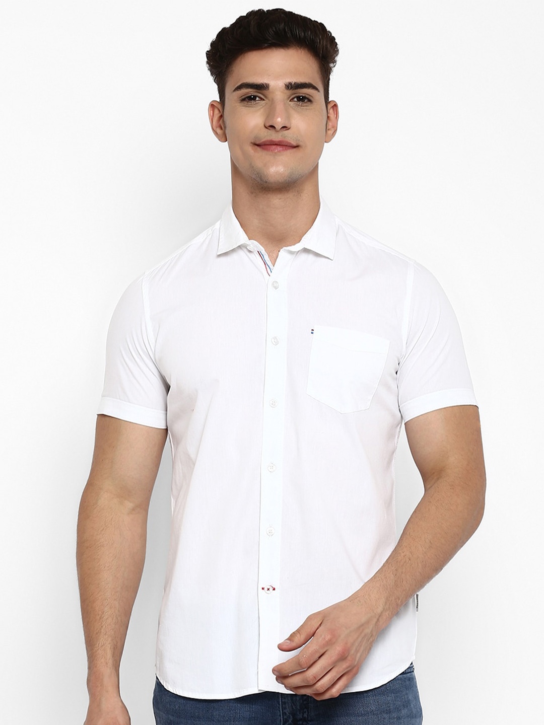 

Red Chief Men White Solid Casual Shirt
