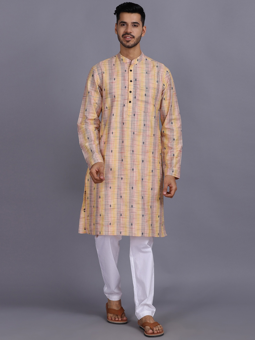 

Waahiba Men Beige Printed Kurta with Pyjamas