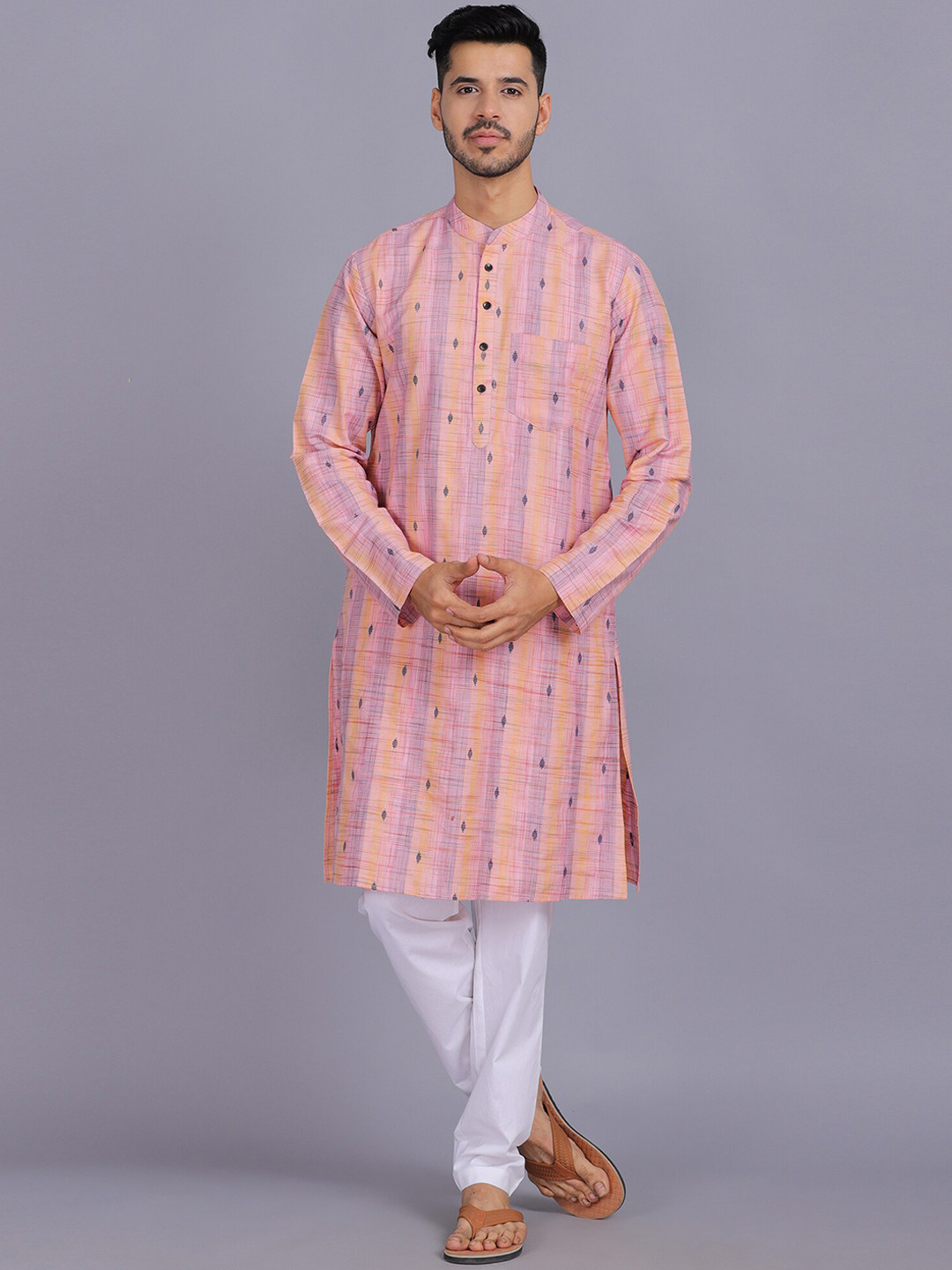 

Waahiba Men Coral Pink Printed Kurta with Pyjamas