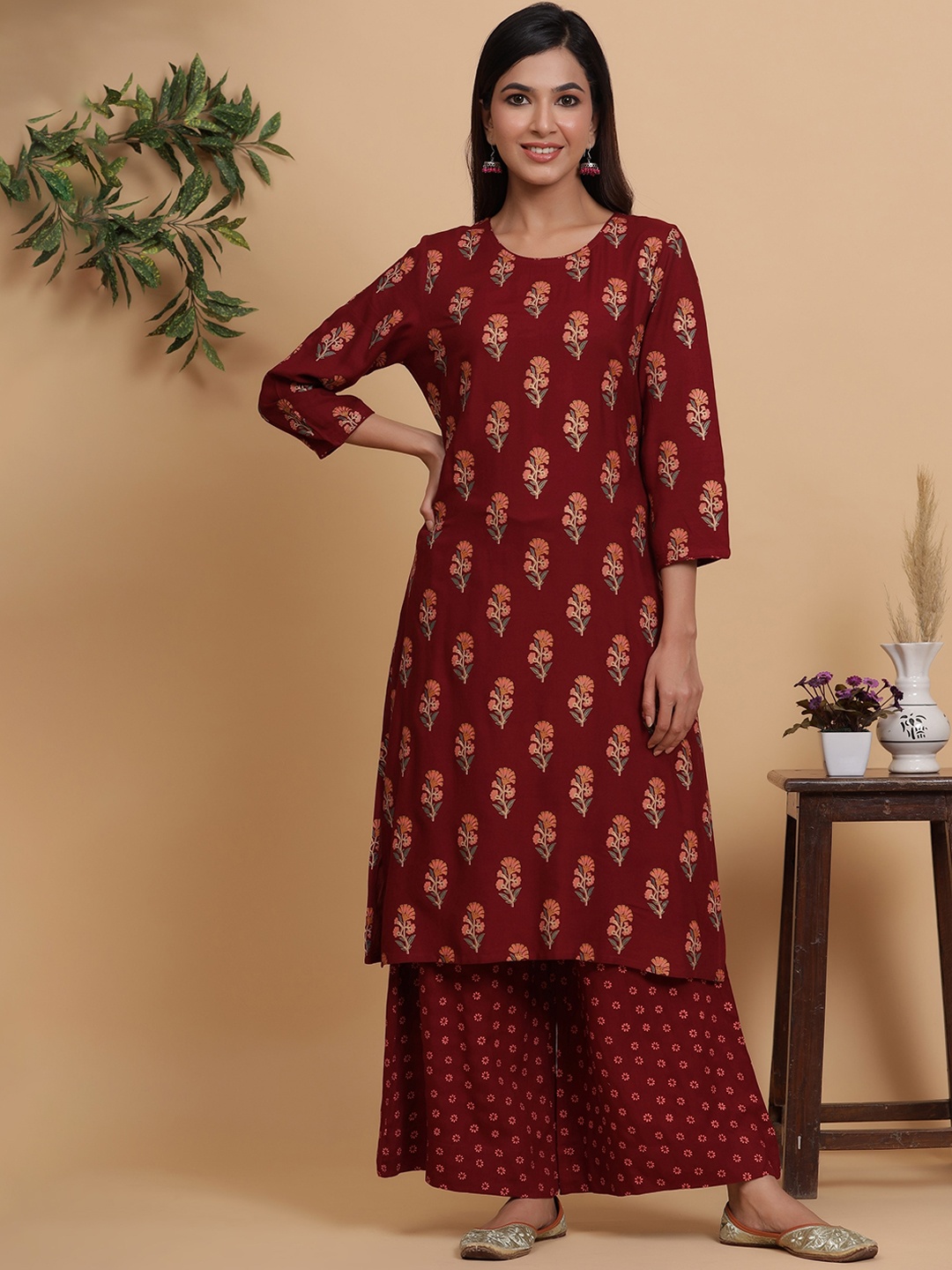 

mirari Women Maroon Floral Printed Floral Kurta