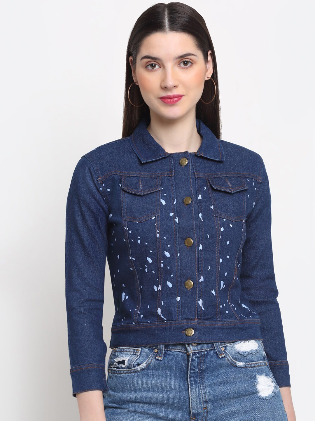 

BUY NEW TREND Women Blue Floral Lightweight Crop Denim Jacket