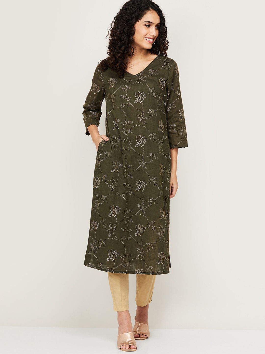 

Melange by Lifestyle Women Pure Cotton Green Printed Kurta