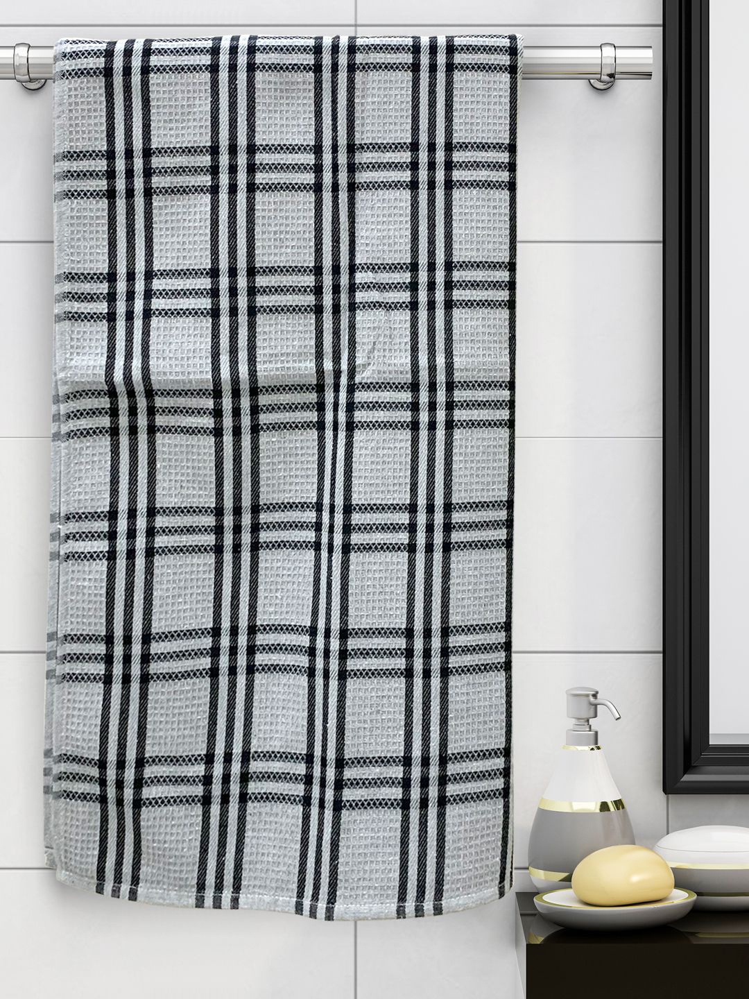 

Athom Trendz Unisex Grey & Black 210 GSM Bath Towel