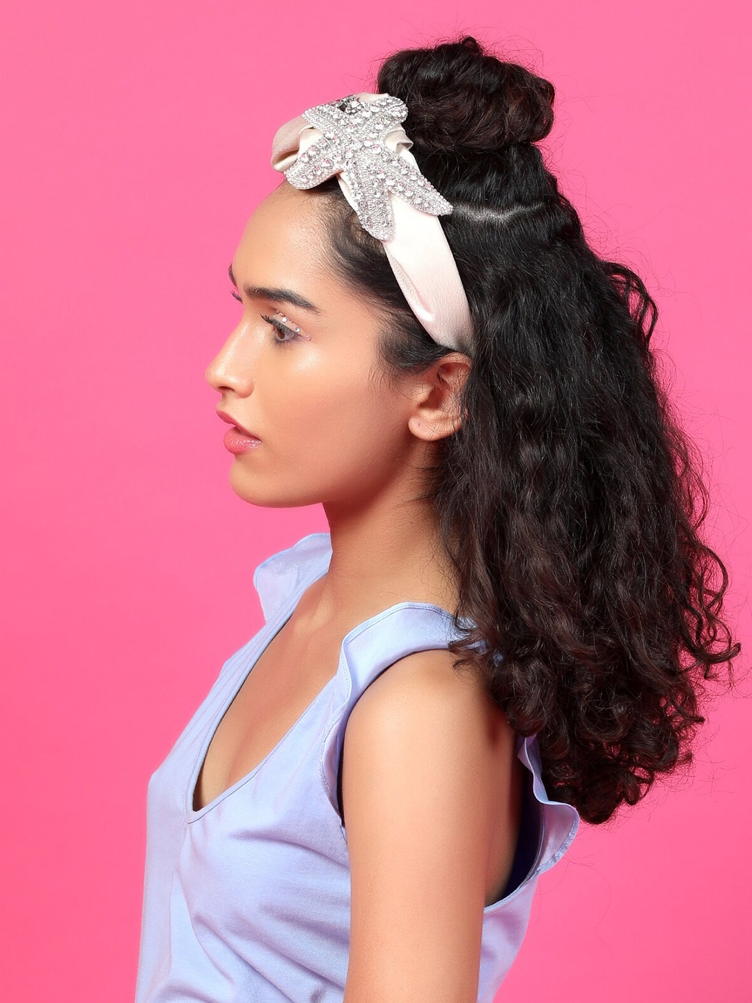 

ODETTE Women White & Silver-Toned Embellished Lace Hairband