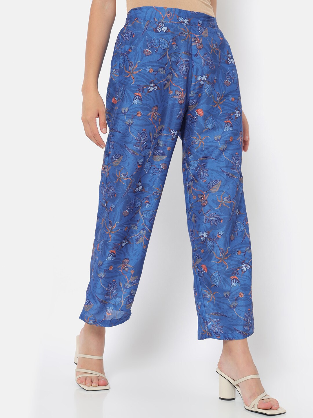 

Saaki Women Blue & Red Floral Printed Crepe Cropped Ethnic Palazzos