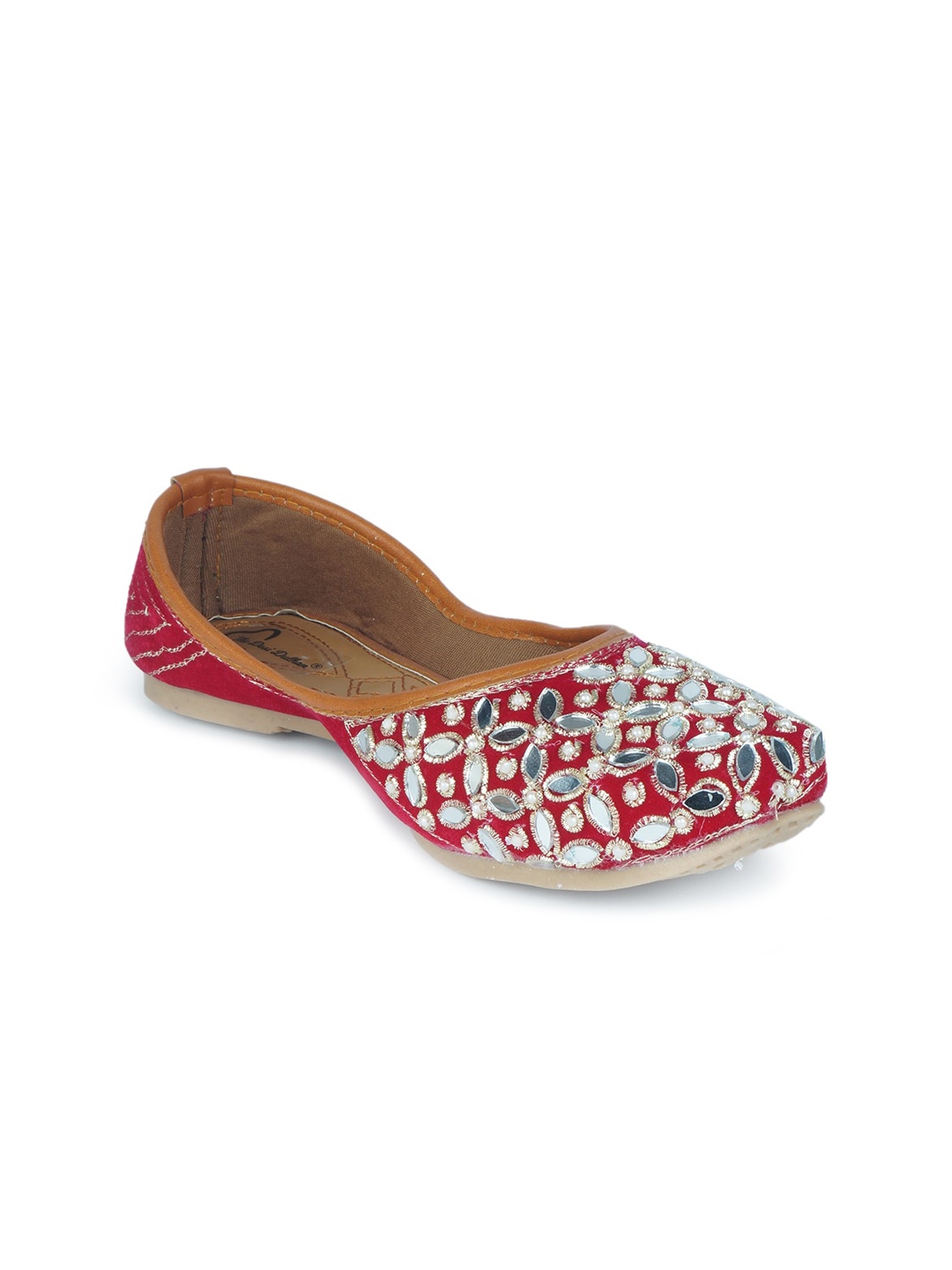 

The Desi Dulhan Women Magenta Printed Leather Ethnic Flats