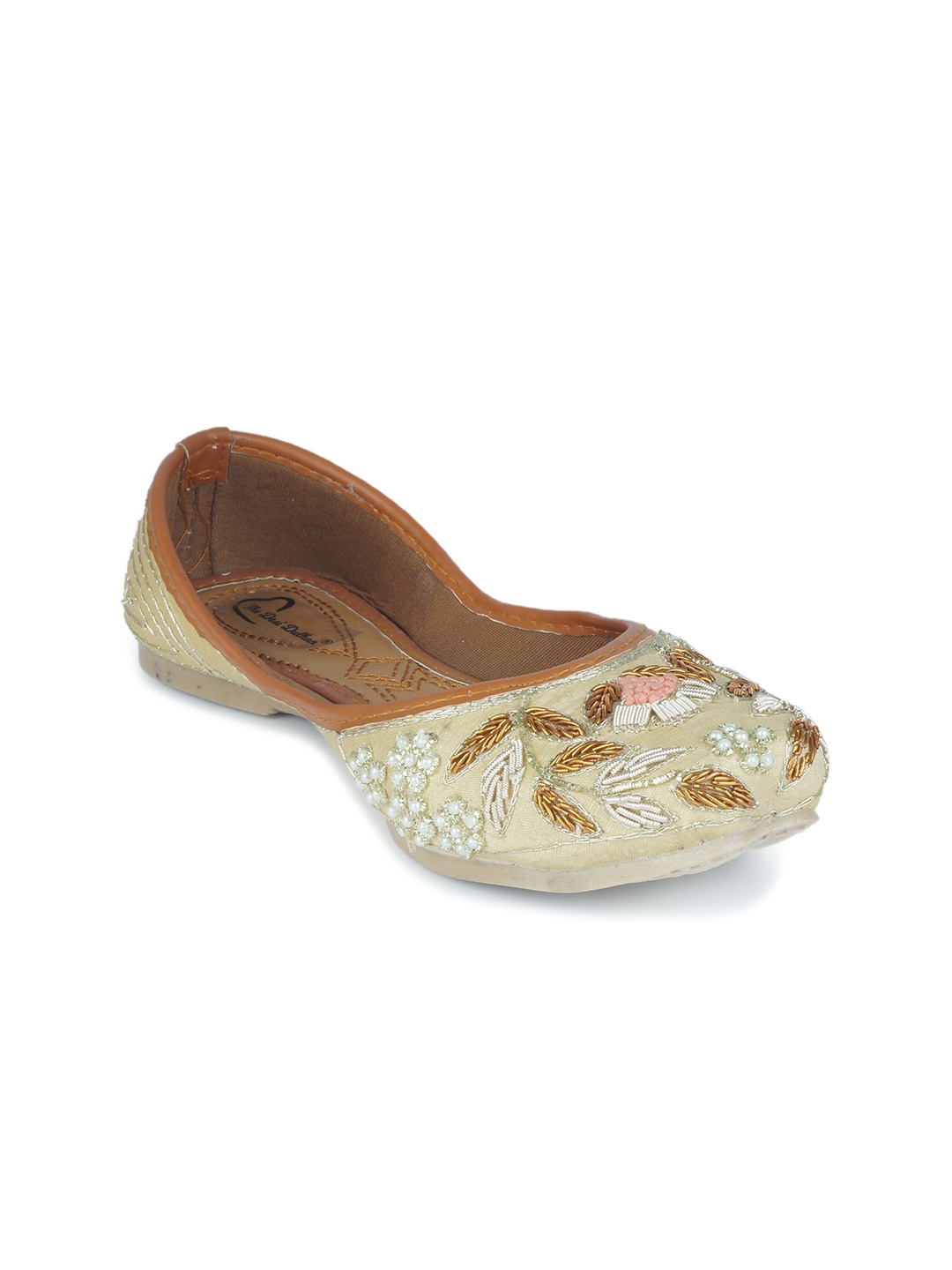 

The Desi Dulhan Women Gold-Toned Printed Leather Ethnic Flats