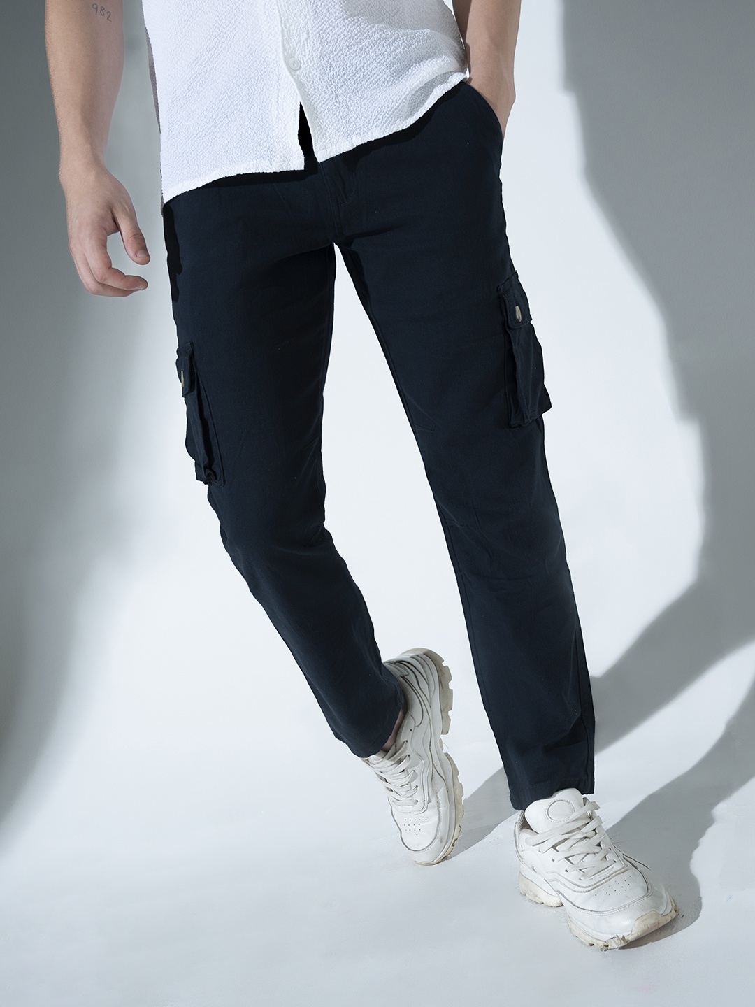 

Hubberholme Men Navy Slim Fit Cargo Trousers, Navy blue