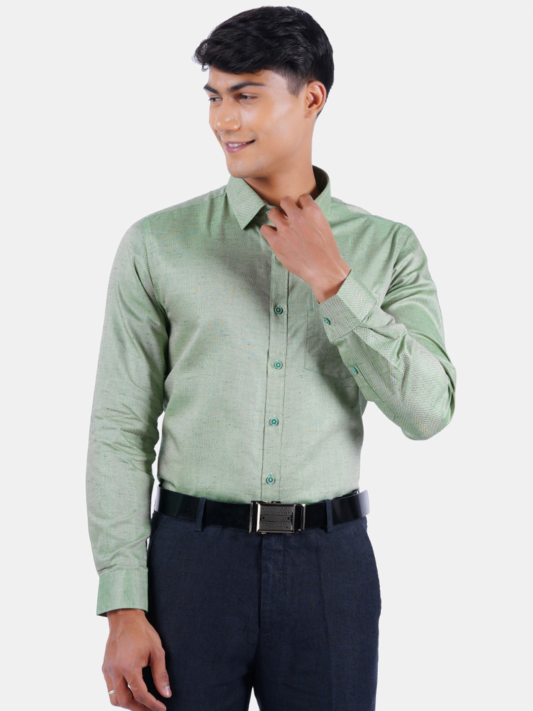 

Ramraj Men Pure Cotton Solid Full Sleeve Formal Shirt, Green