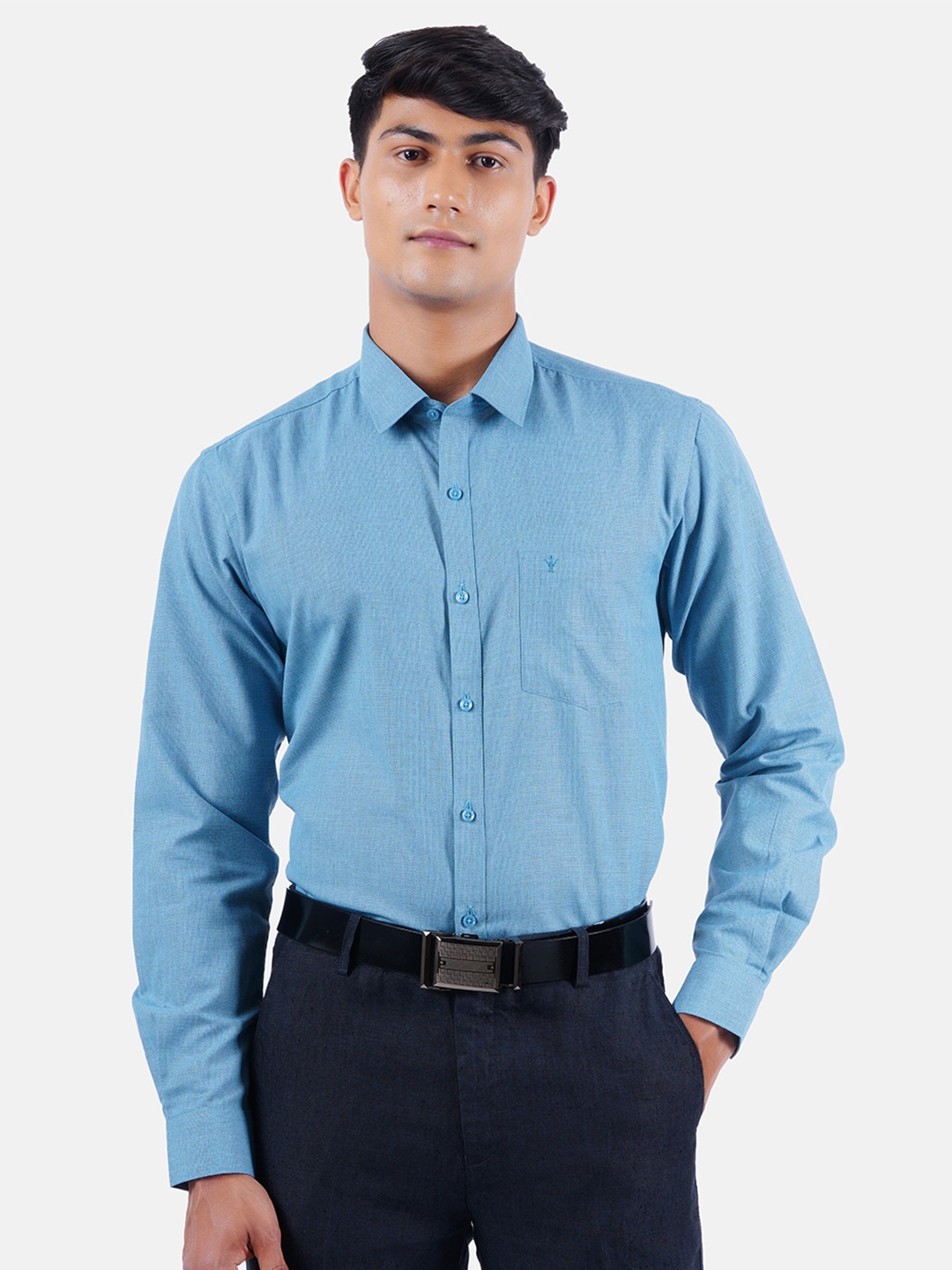 

Ramraj Men Blue Smart Casual Shirt