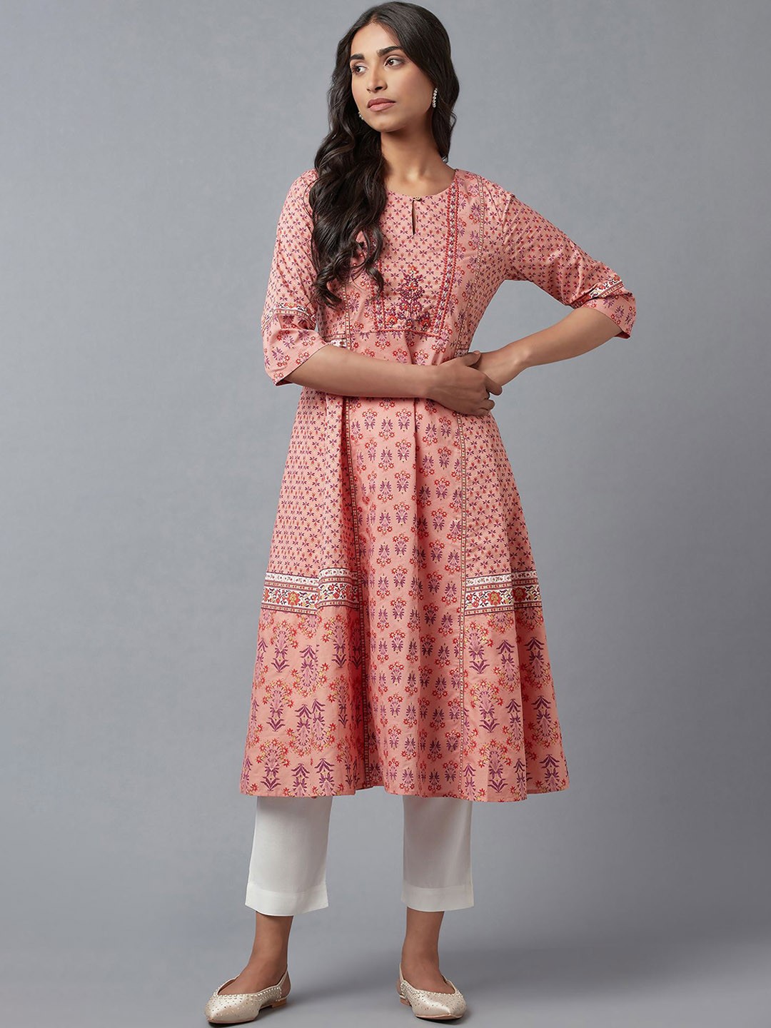 

W Women Pink Floral Printed Keyhole Neck Anarkali Kurta