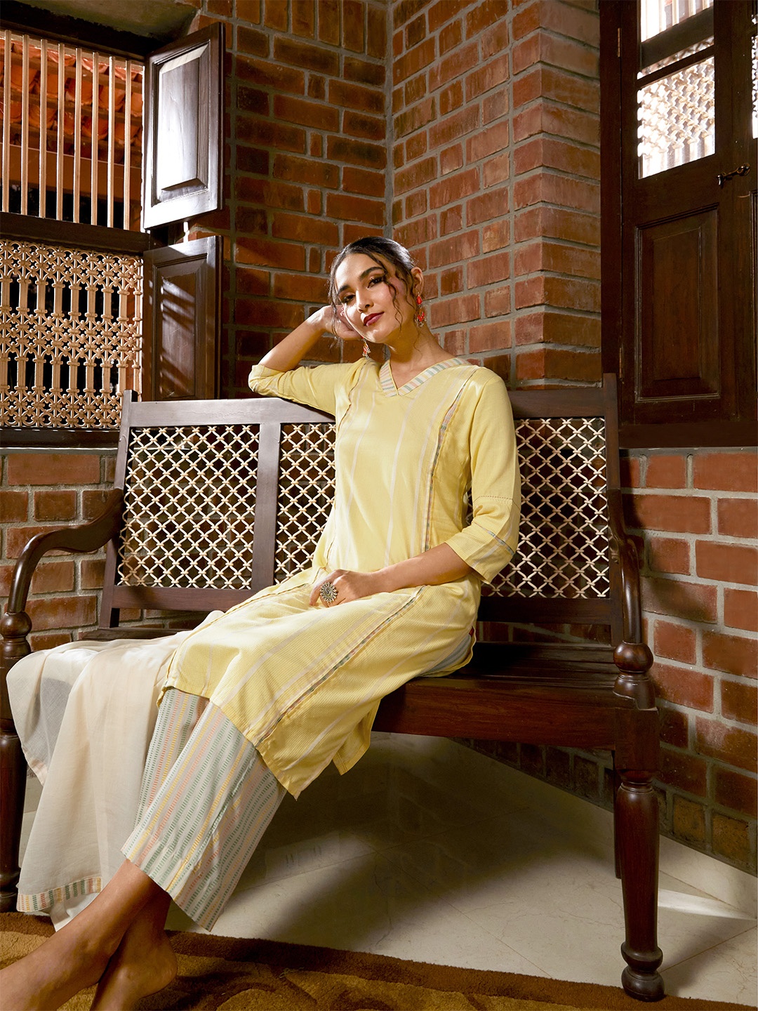 

W Women Geometric Print Kurta With Parallel Pant & Dupatta, Yellow