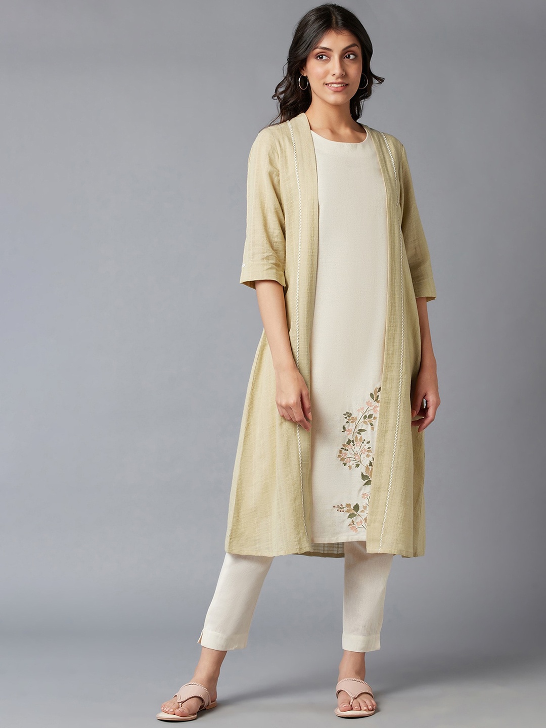 

W Women Off White & Green Layered Thread Work Pure Cotton Kurta with Jacket