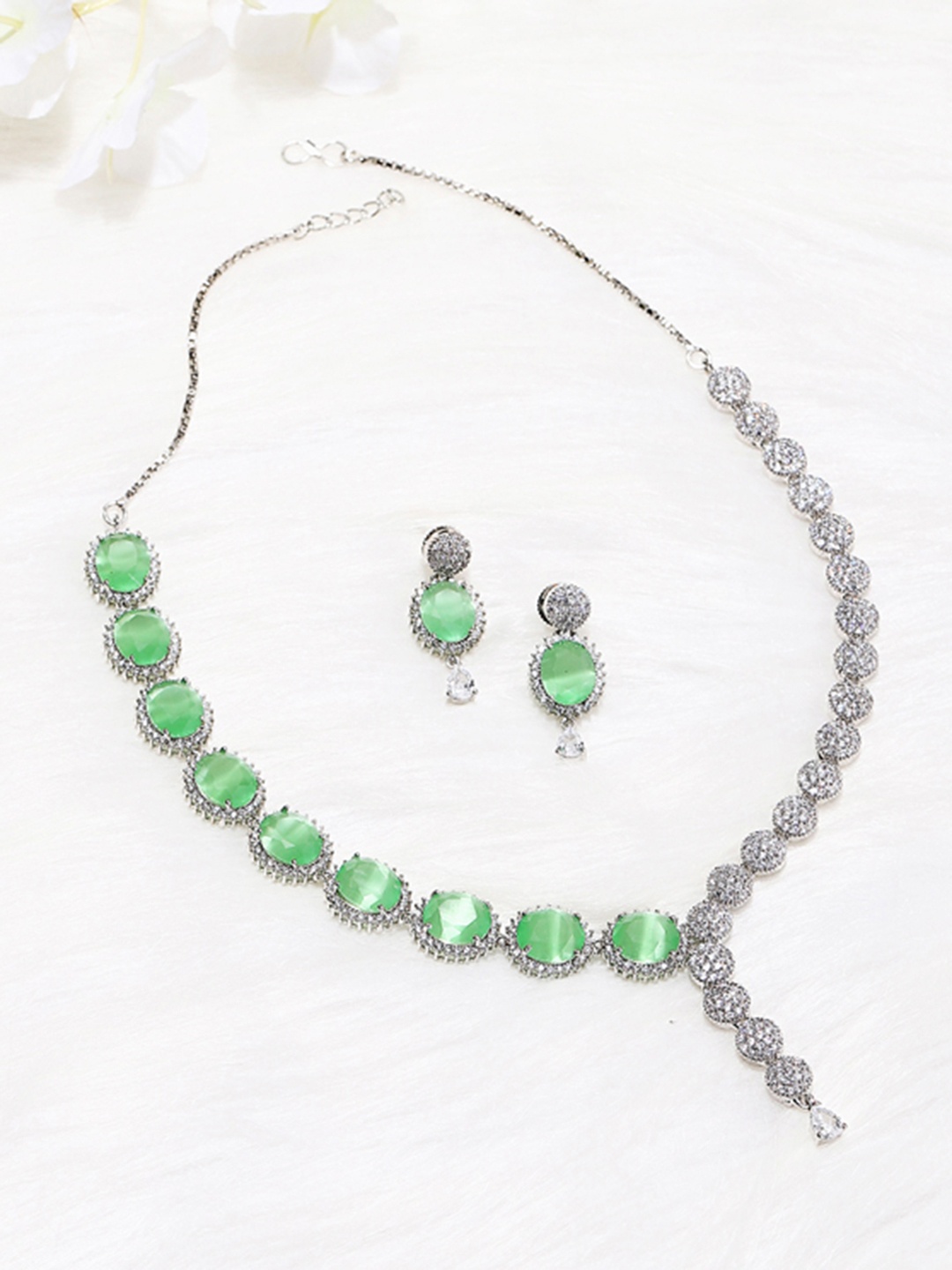 

Voylla Silver-Plated & Green American Diamond CZ Pearl Brass Necklace Set