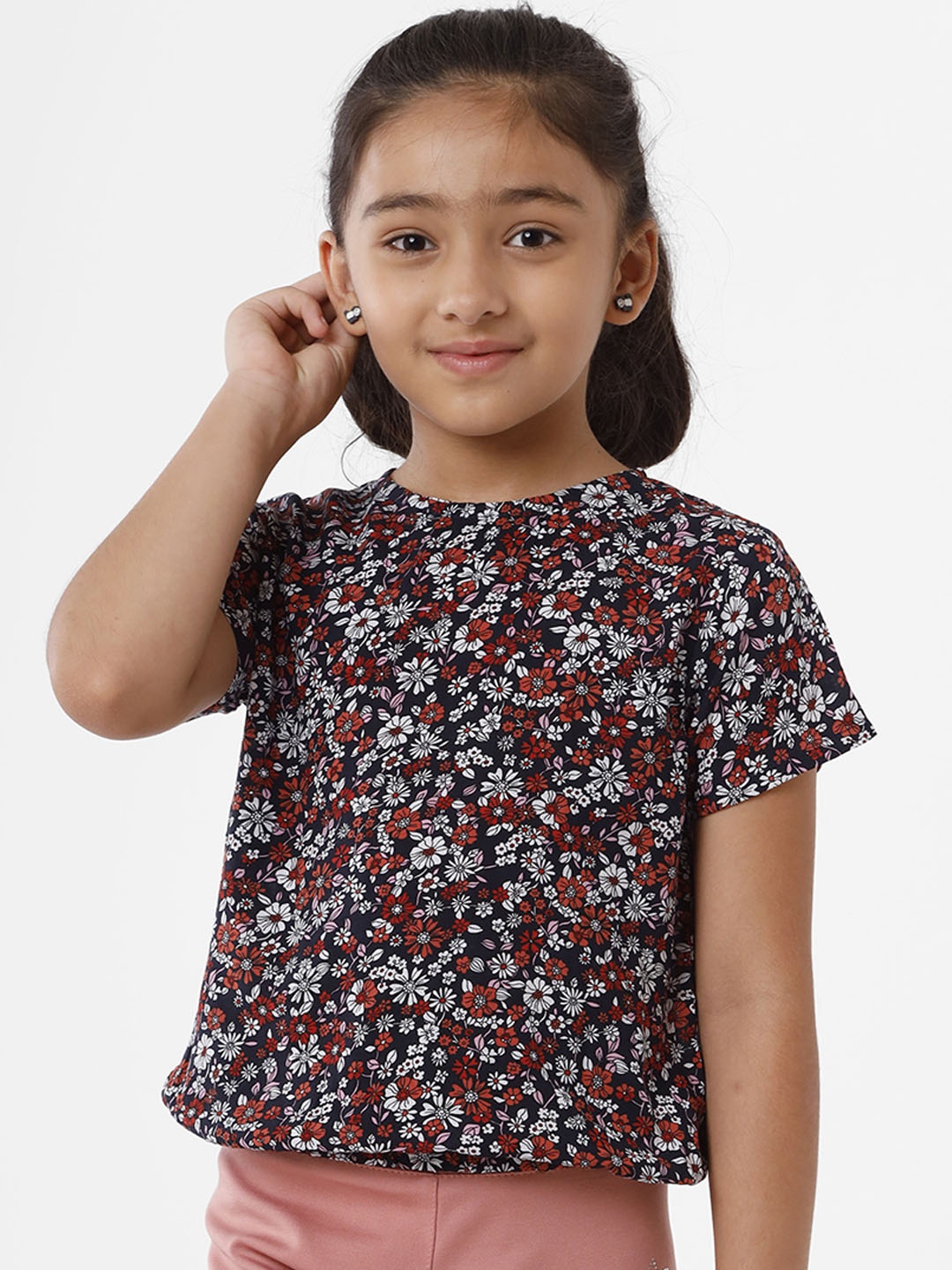 

De Moza Kids Girls Black & Burgundy Floral Printed Top