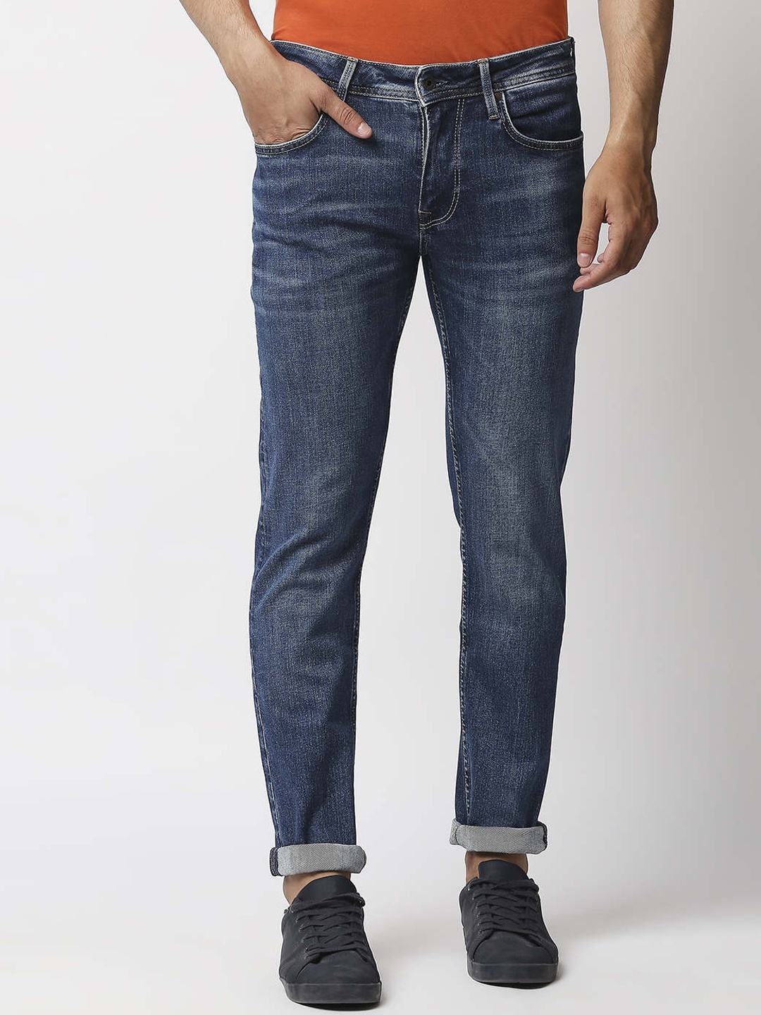 

Pepe Jeans Men Slim Fit Low Distress Light Fade Jeans, Blue