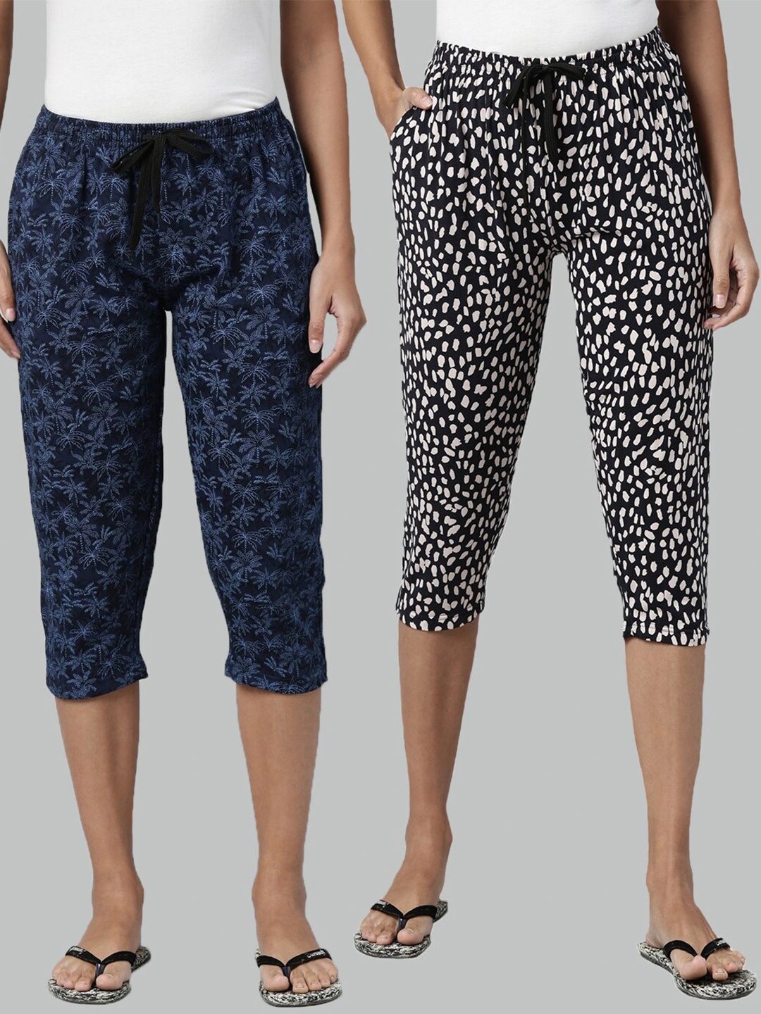 

Kryptic Women Blue & Black Pack Of 2 Pure Cotton Printed Capris