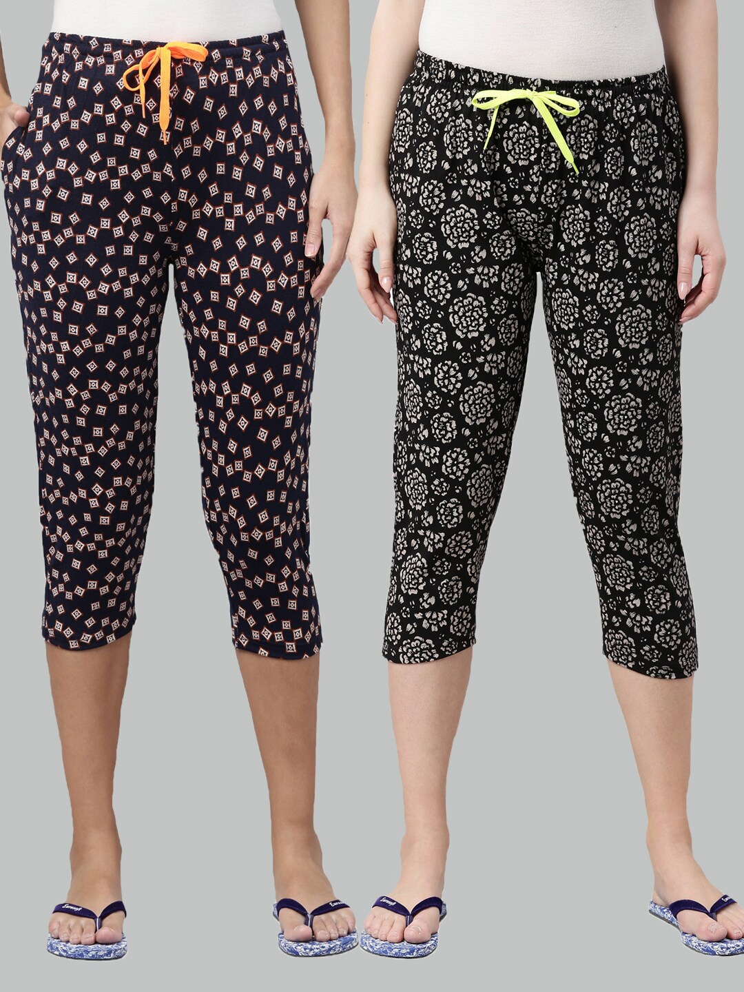 

Kryptic Women Navy Blue & Black Set Of 2 Pure Cotton Printed Capris