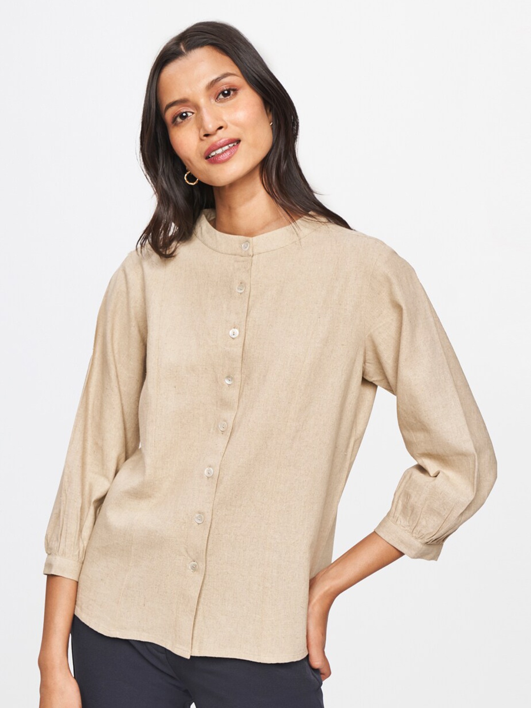 

AND Beige Mandarin Collar Linen Shirt Style Top