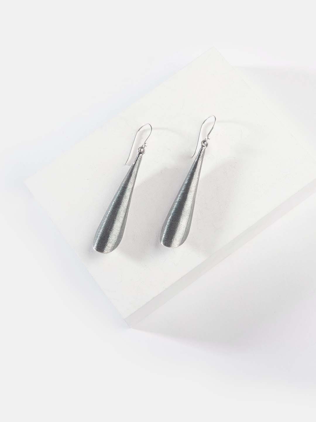

SHAYA Silver-Toned Contemporary Drop Earrings