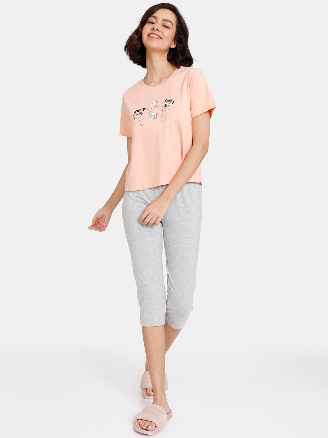 

Zivame Women Pink & Grey Printed Night Suit