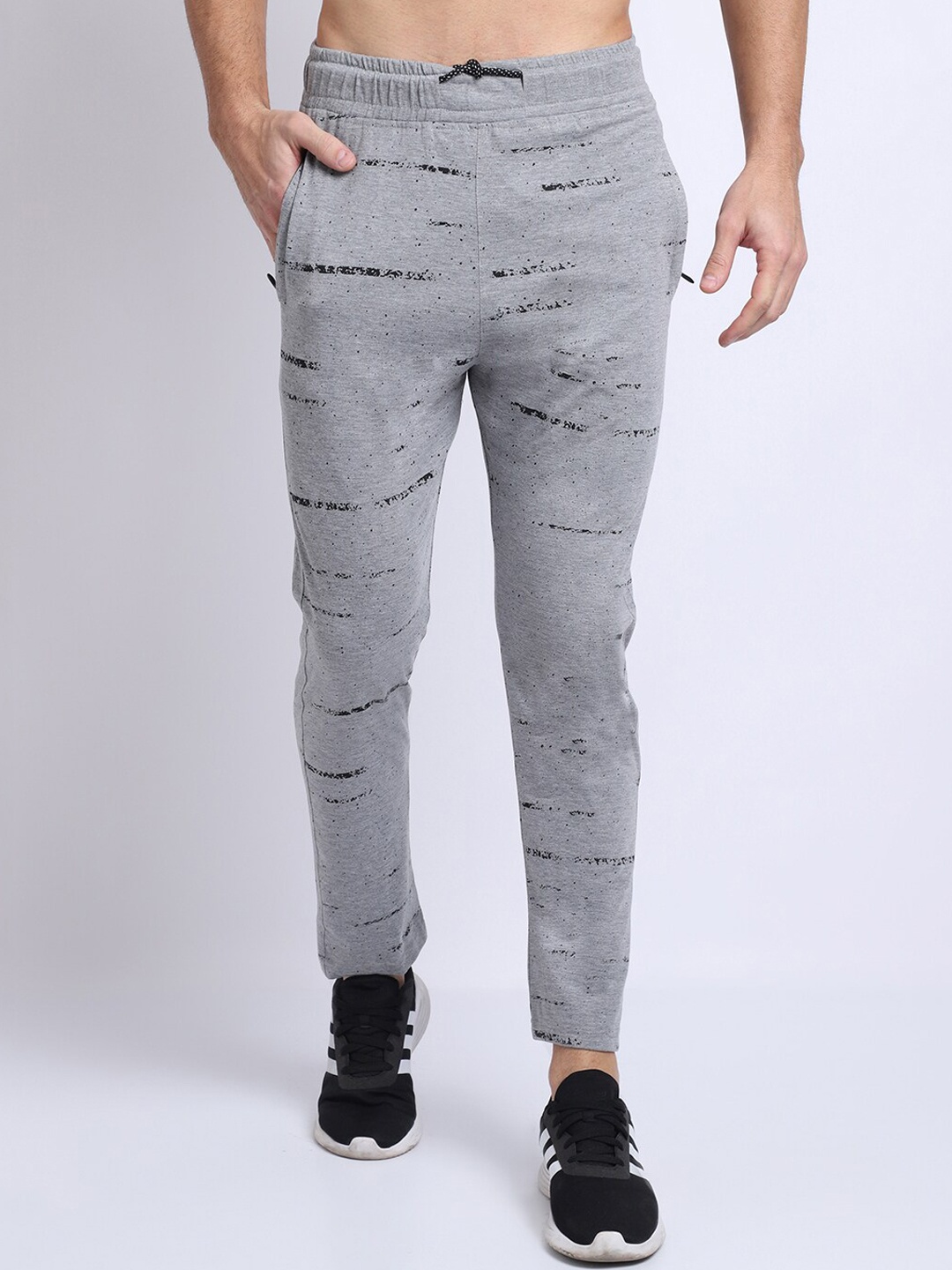 

Gallus Men Grey & Black Self Design Cotton Sports Track Pants