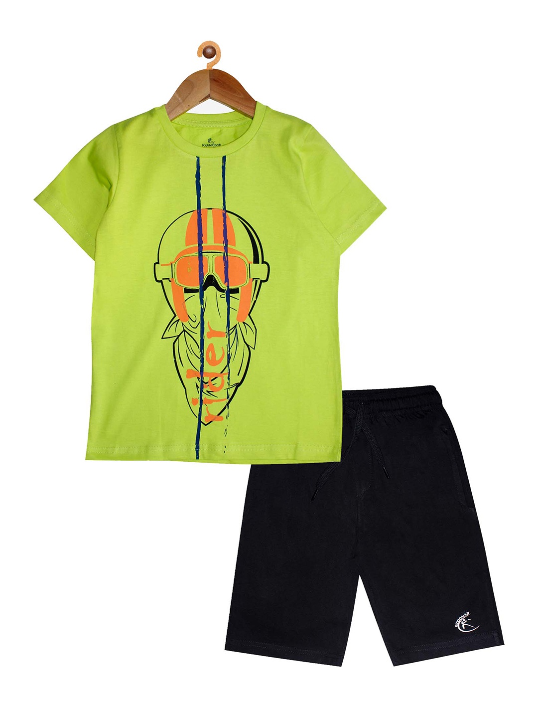 

KiddoPanti Boys Lime Green & Black Printed Pure Cotton T-shirt with Shorts