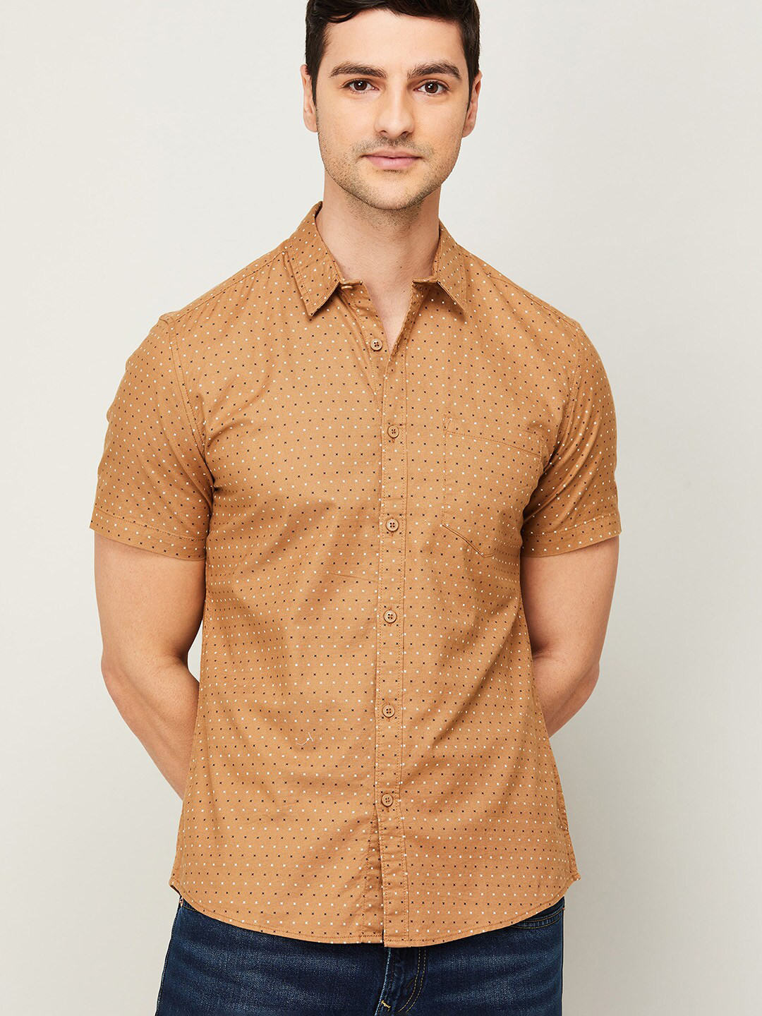 

Fame Forever by Lifestyle Men Brown Standard Checked Casual Shirt