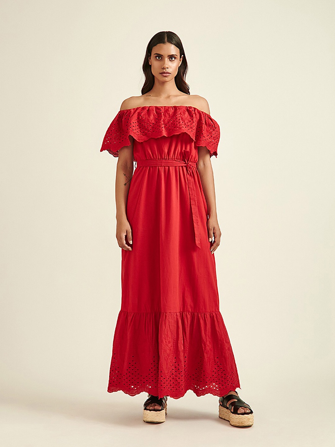 

COVER STORY Red Off-Shoulder Maxi Dress