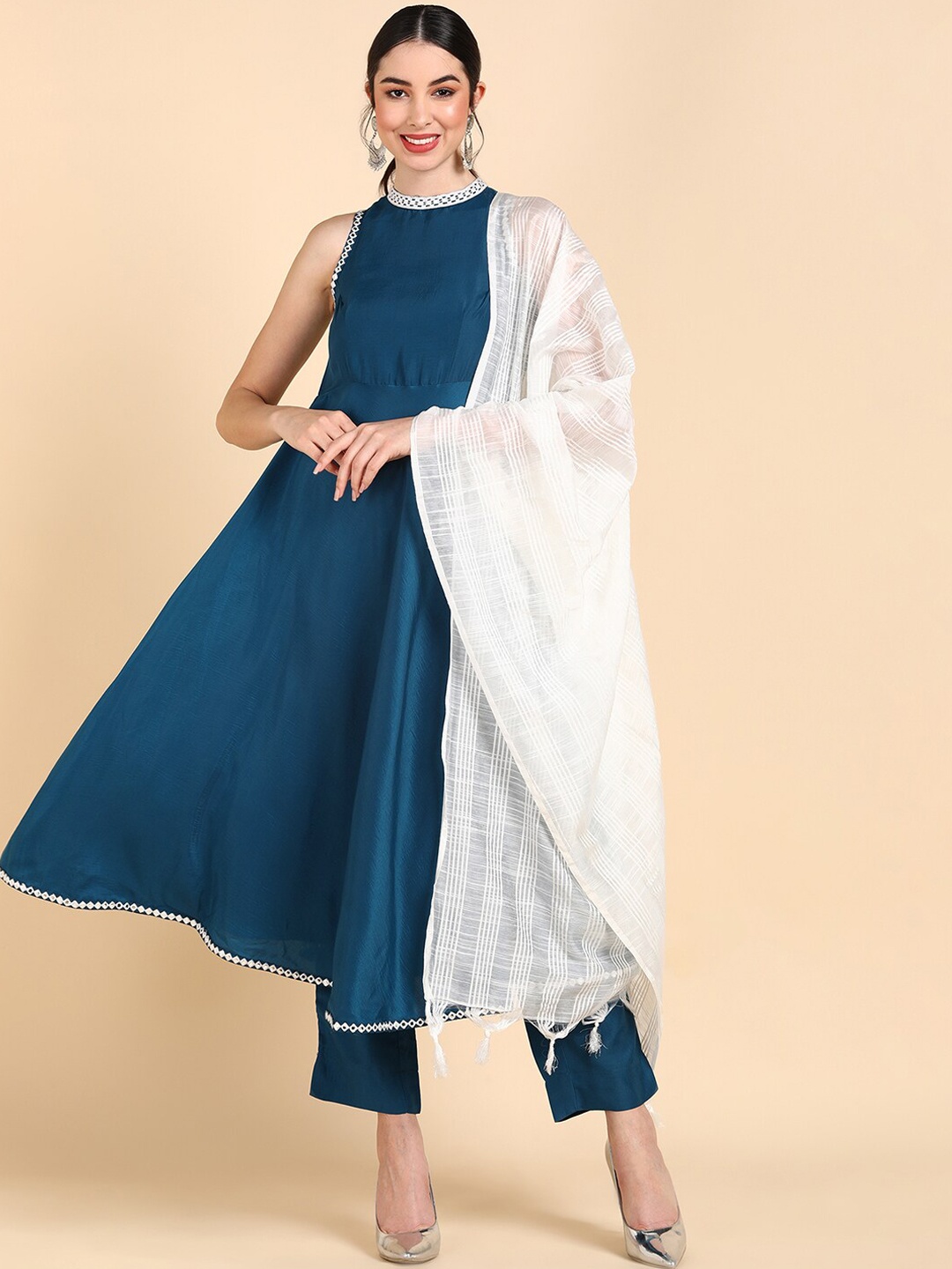 

AHIKA Women Teal & White Kurta with Trousers