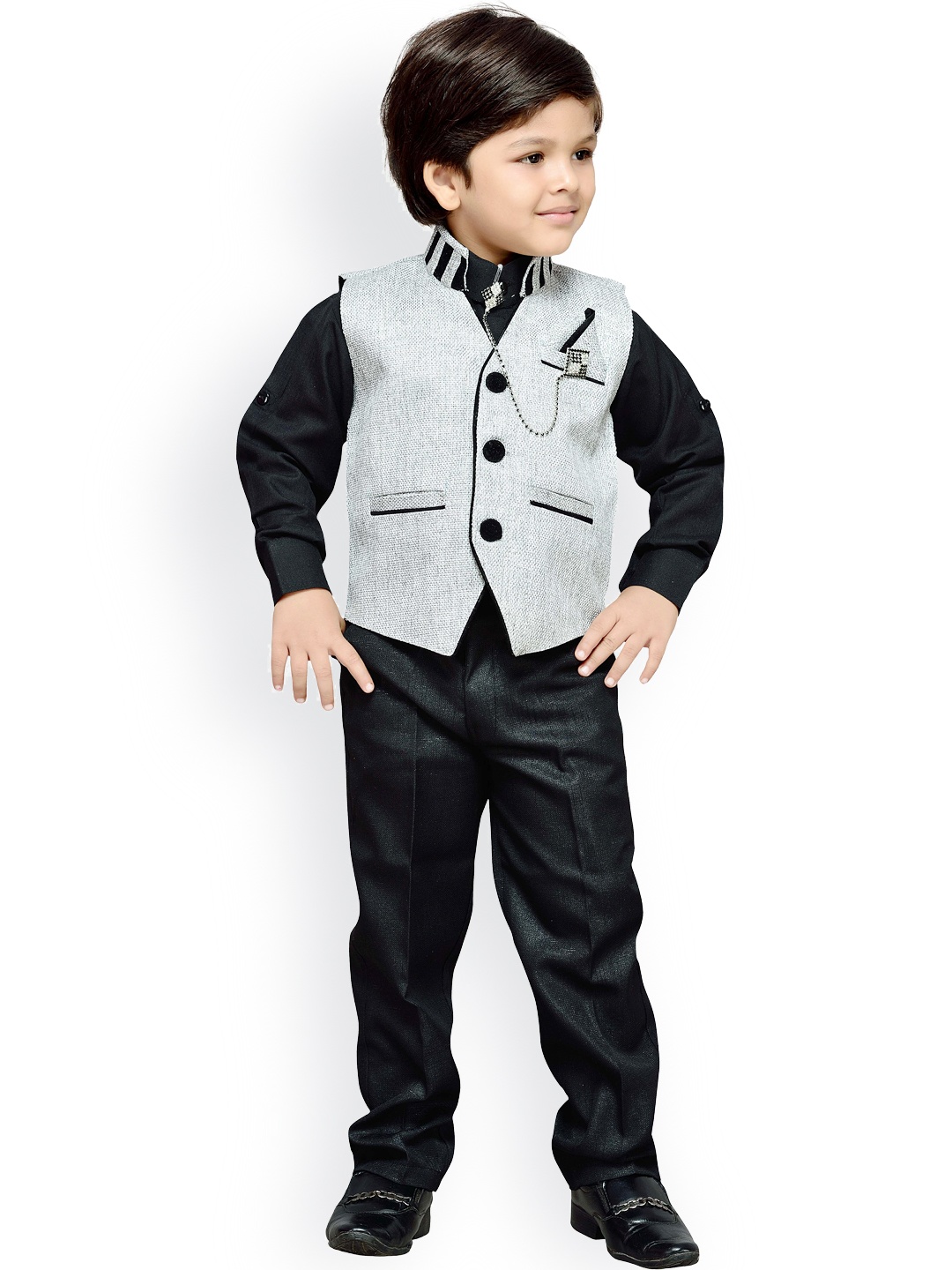 

Aj DEZInES Boys Grey & Black Regular Fit Ethnic Suit