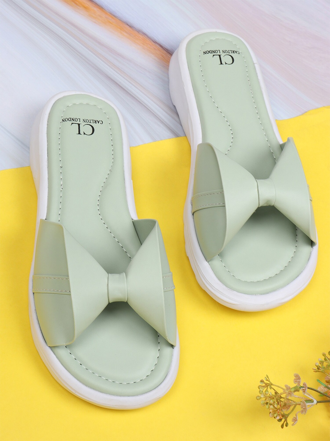 

Carlton London sports Women Green Sliders