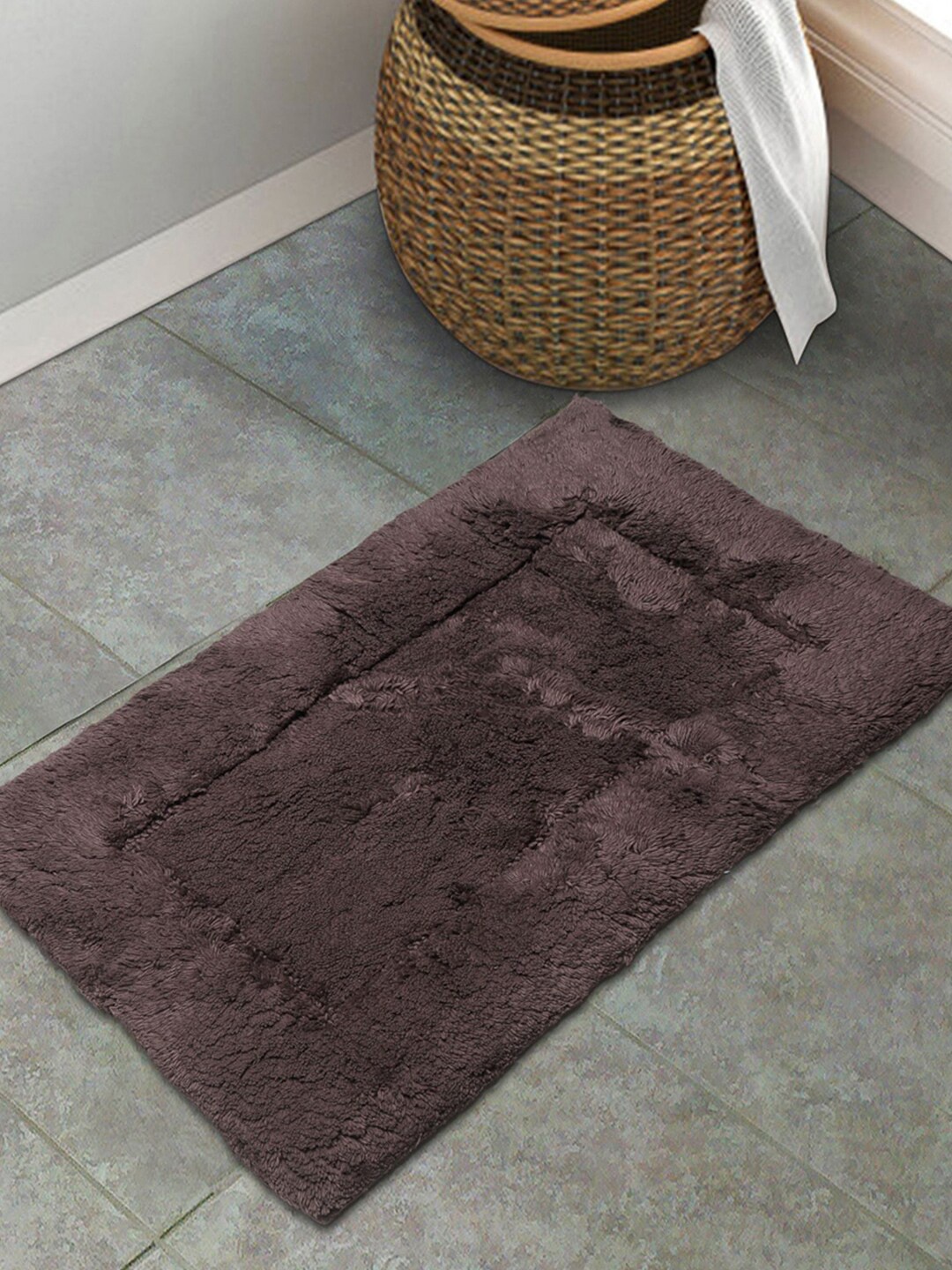 

SPACES Rust Bath Rugs 2050 GSM
