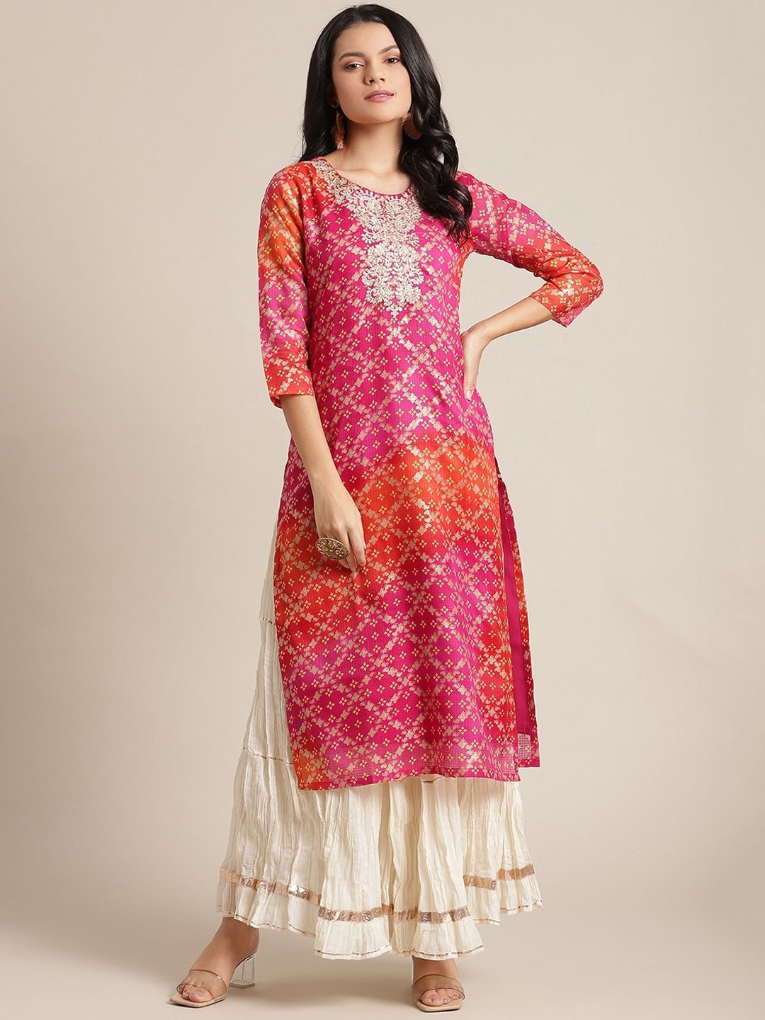 

KSUT Women Pink Geometric Printed Round Neck Kurta