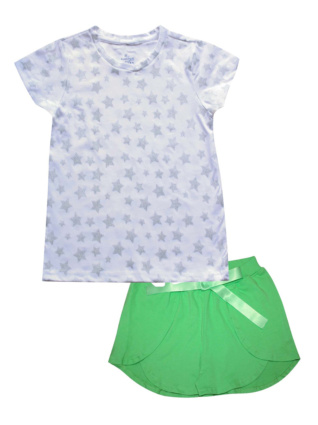 

KiddoPanti Girls White & Green Printed T-shirt with Shorts