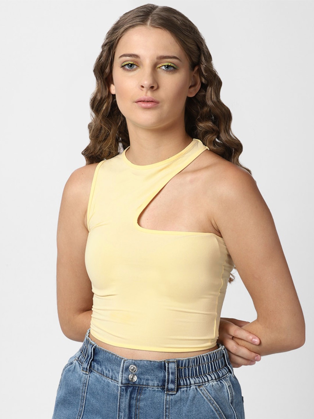 

FOREVER 21 Women Yellow Solid Round Neck Fitted Crop Top