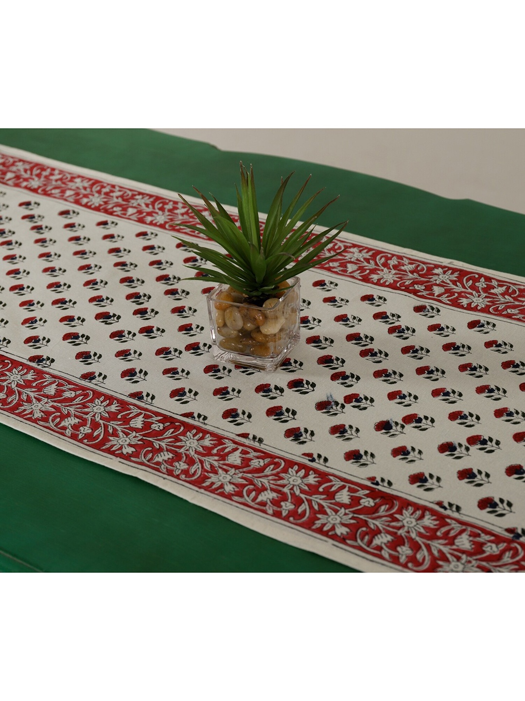 

HANDICRAFT PALACE Red & Cream-Colored Block Printed Pure Cotton Table Runner