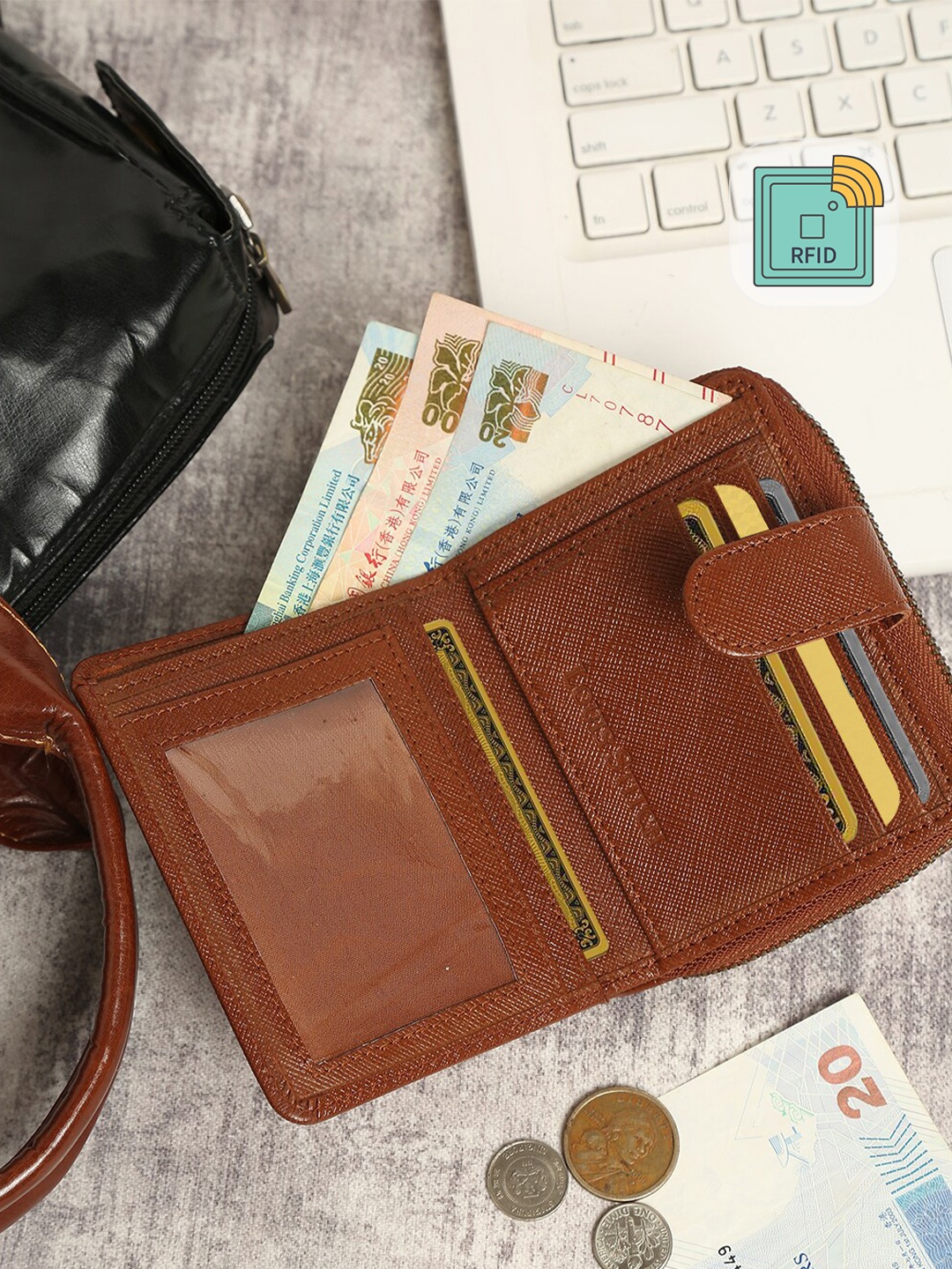 

LOUIS STITCH Men Saffiano Leather Tan Two Fold Wallet