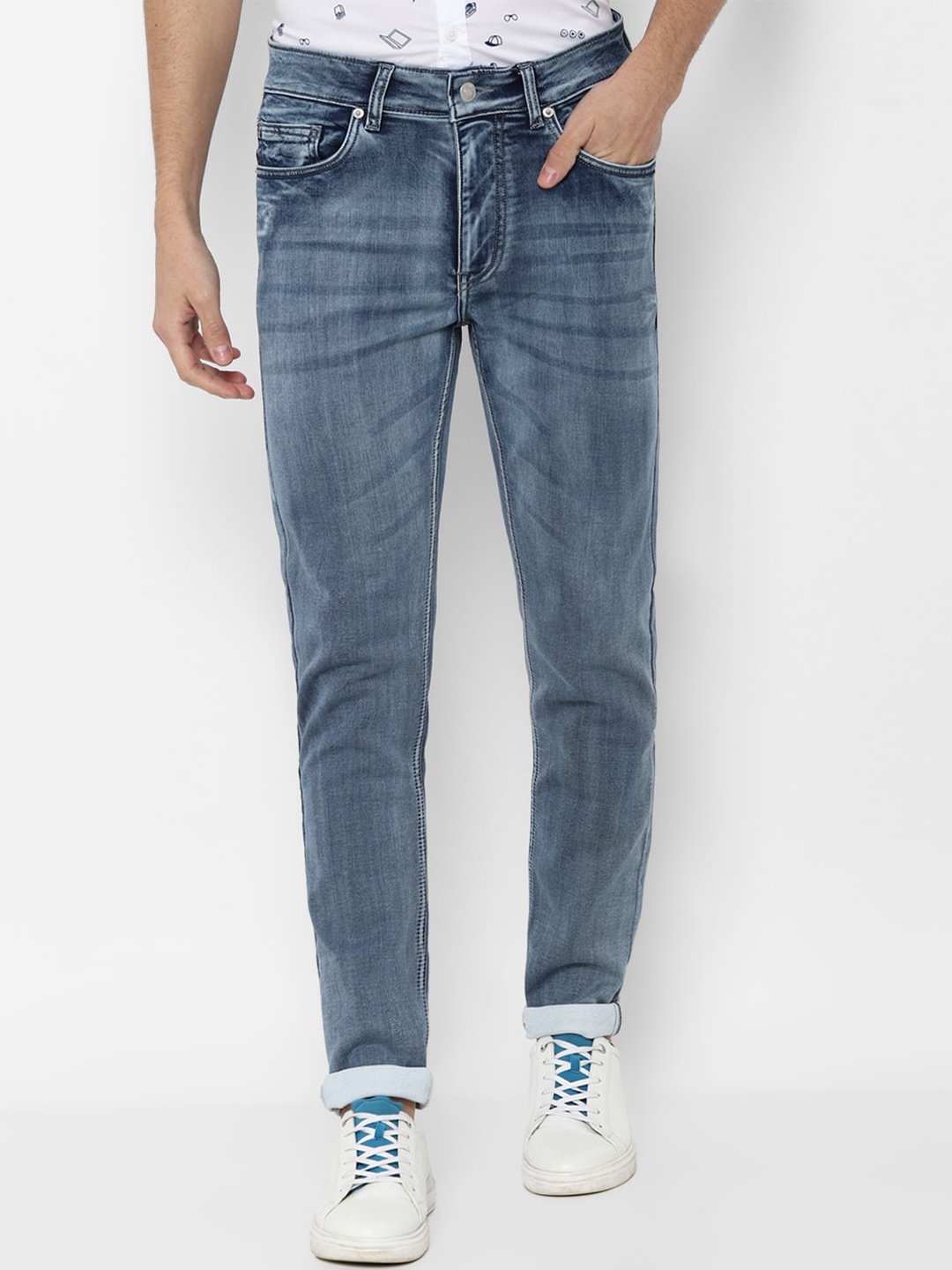 

FOREVER 21 Men Blue Light Fade Jeans