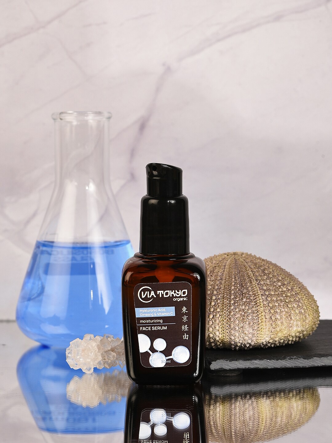 

VIA TOKYO ORGANIC Hyaluronic Acid Ginseng & Vitamin C Moisturizing Face Serum 30 ml, Brown