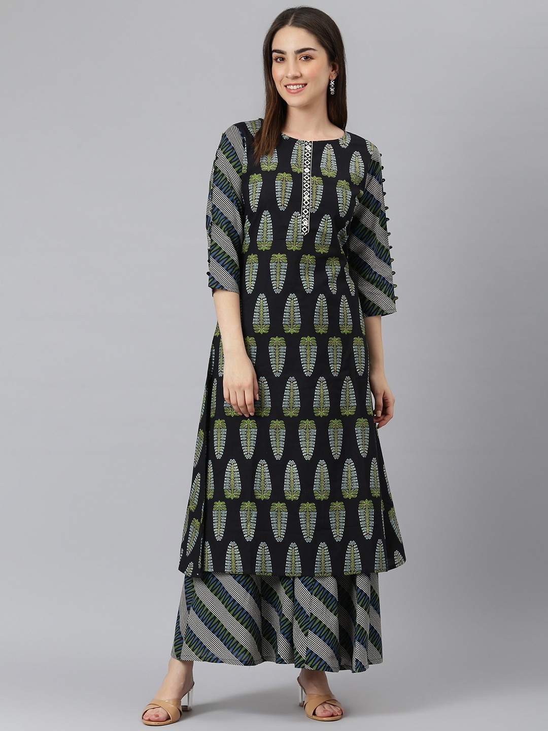 

DESI BEATS Women Black Ethnic Motifs Printed Pure Cotton Kurta with Palazzos
