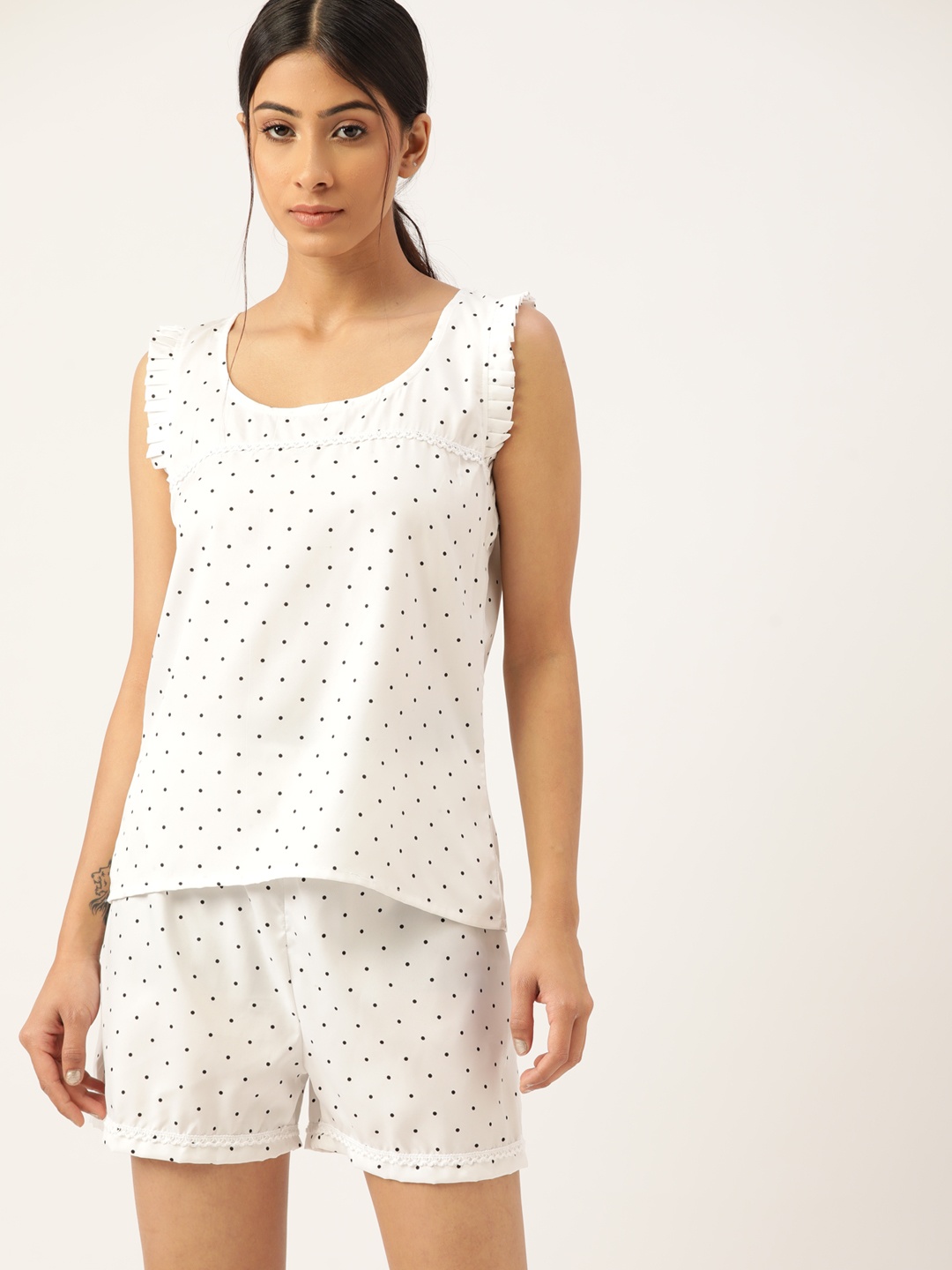 

ETC Women White & Black Printed Night suit